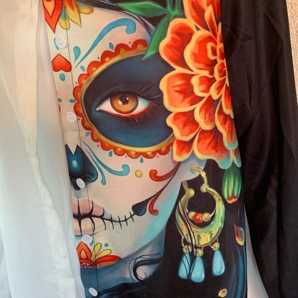 SUGAR SKULL Day of the Dead white buttondown blouse, iconic CATARINA face. M EUC - Picture 4 of 15